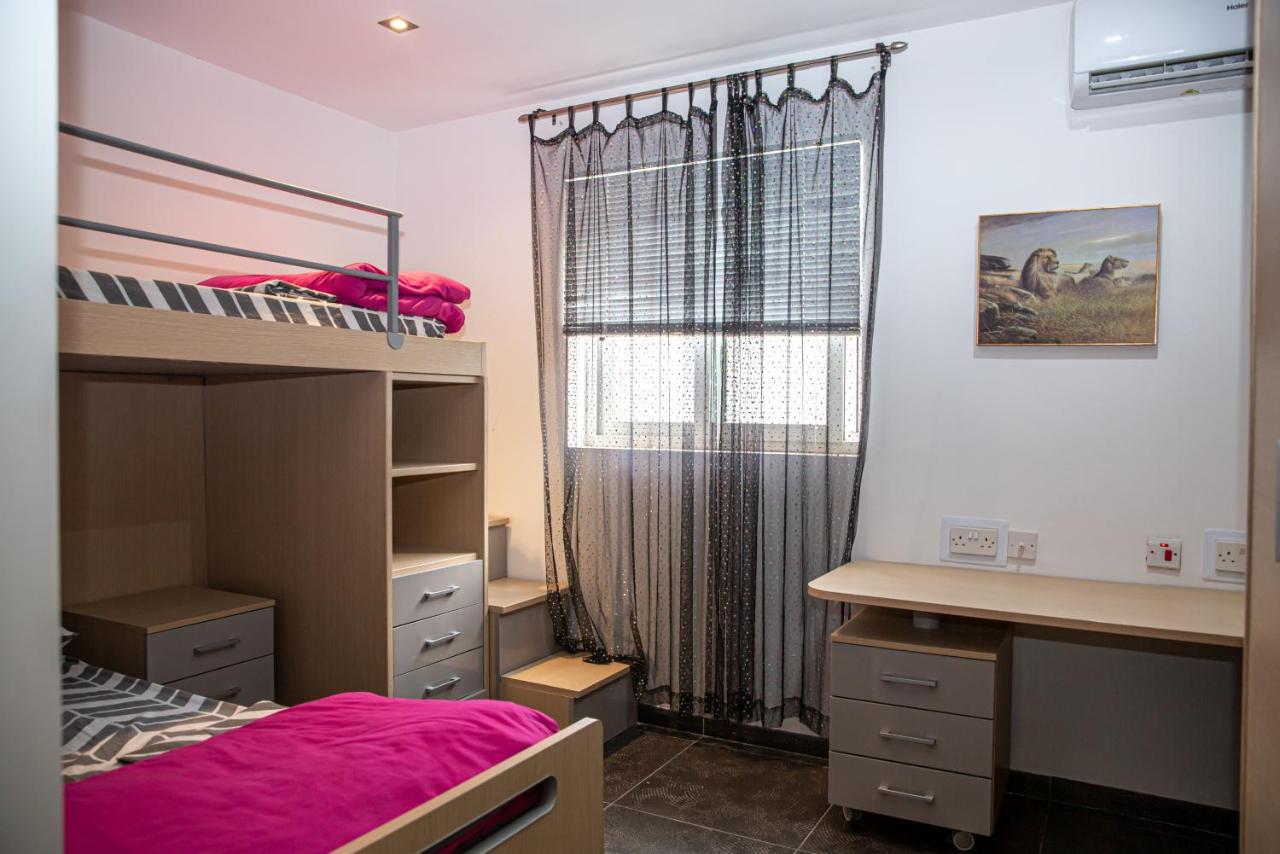 Appartement Dolmen Court Flat 10, Qawra à San Pawl il-Baħar Extérieur photo
