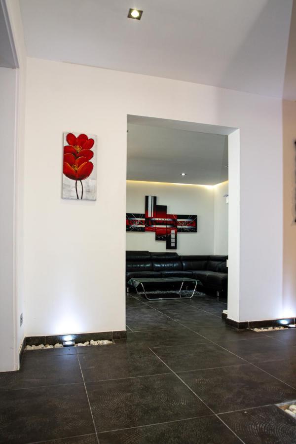 Appartement Dolmen Court Flat 10, Qawra à San Pawl il-Baħar Extérieur photo