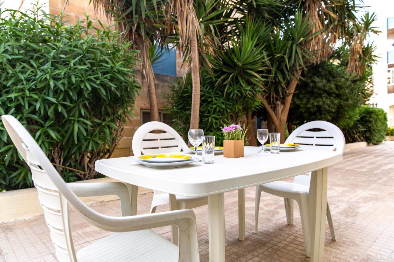 Appartement Dolmen Court Flat 10, Qawra à San Pawl il-Baħar Extérieur photo