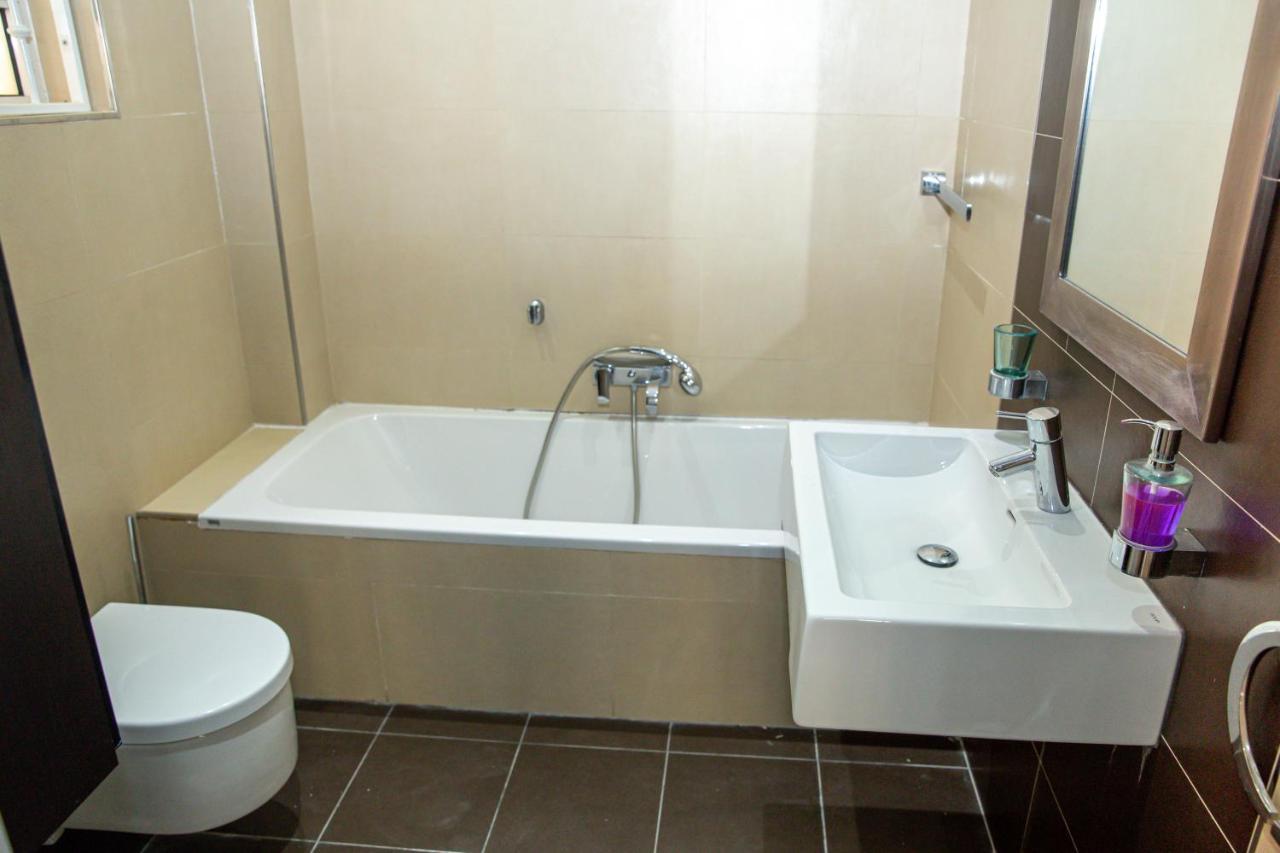 Appartement Dolmen Court Flat 10, Qawra à San Pawl il-Baħar Extérieur photo