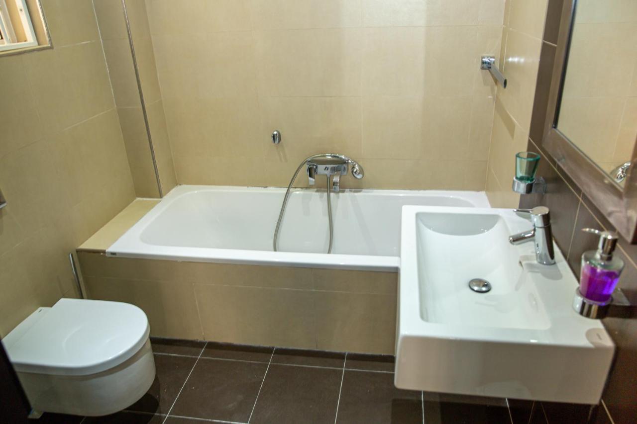 Appartement Dolmen Court Flat 10, Qawra à San Pawl il-Baħar Extérieur photo