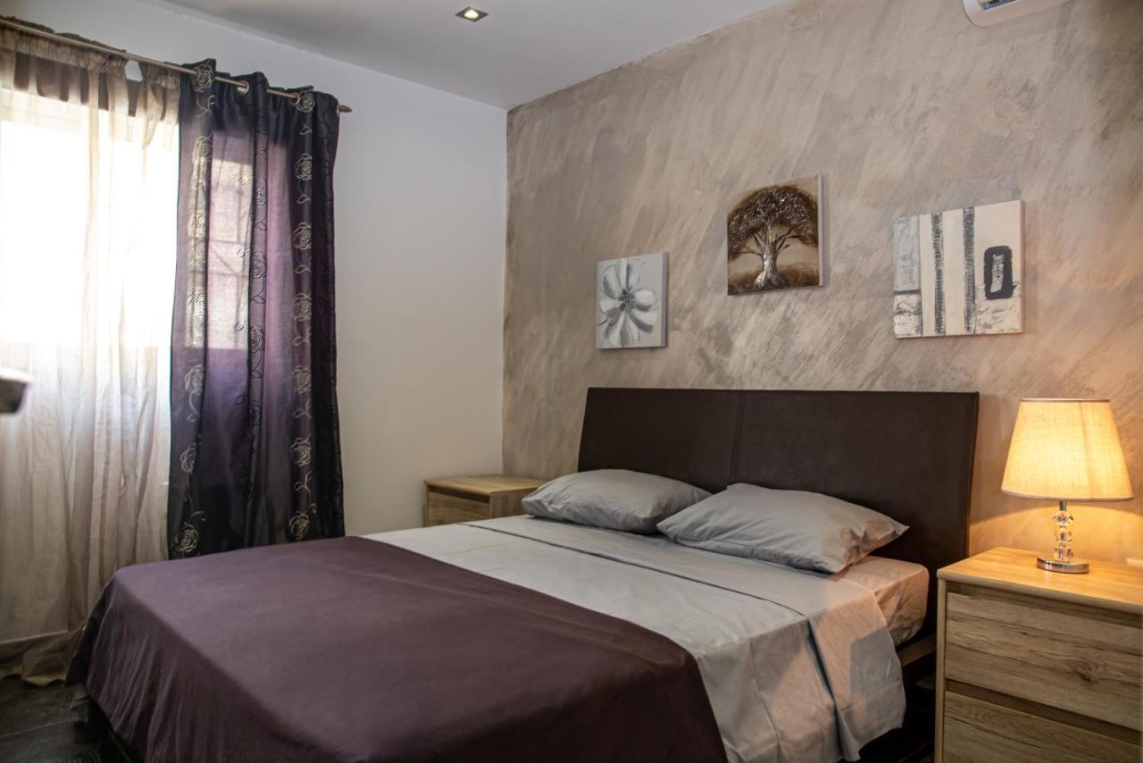 Appartement Dolmen Court Flat 10, Qawra à San Pawl il-Baħar Extérieur photo